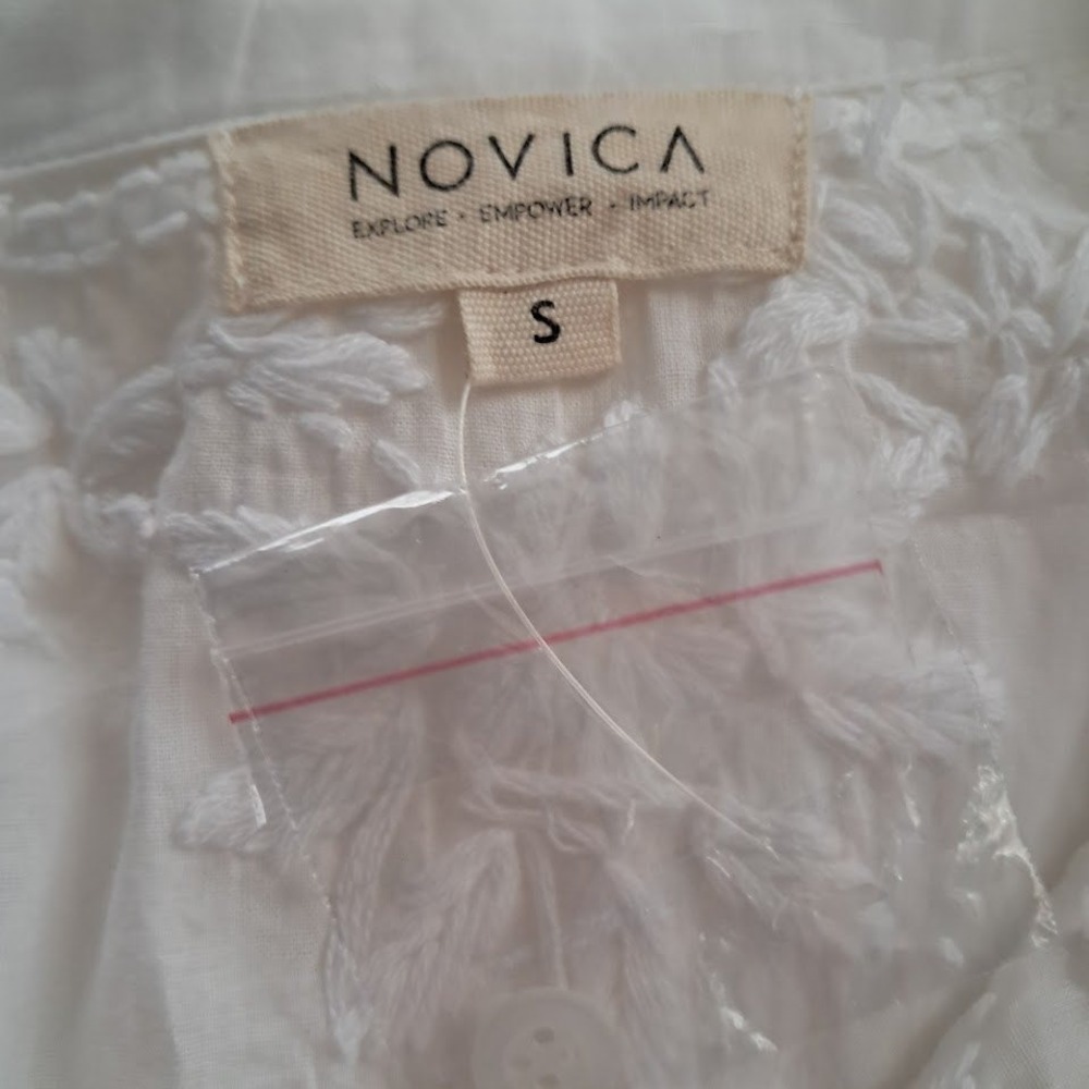 Novica S Chikankari Embroidered White Cotton Button‎ Front Blouse India Boho - Picture 9 of 9